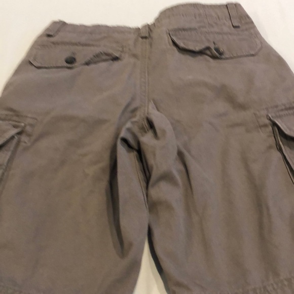 Cargo shorts - Picture 2 of 2